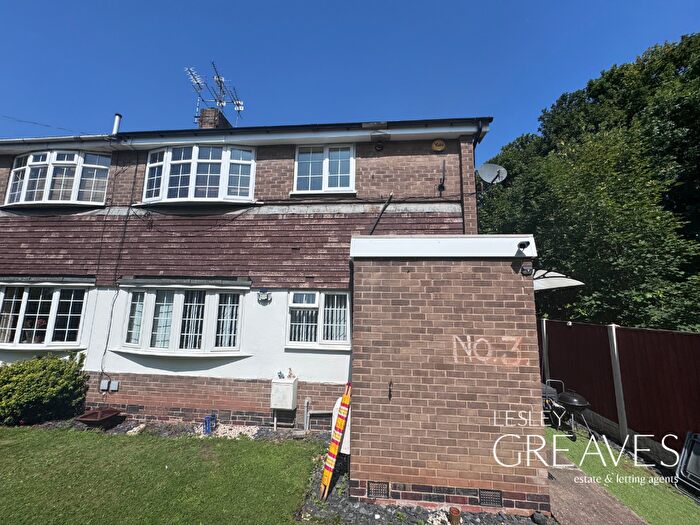 2 Bedroom Maisonette To Rent In Shearing Close, Gedling, Nottingham, NG4