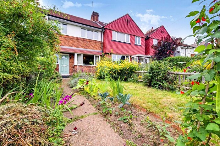 3 Bedroom Terraced House To Rent In Sevenoaks Road, London, SE4