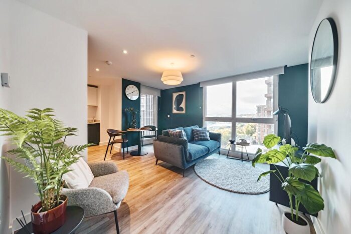 2 Bedroom Apartment To Rent In The Junction Leeds, LS12