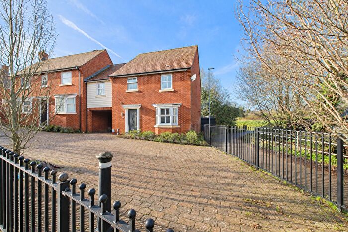 4 Bedroom Detached House For Sale In Williams Drive, Braintree, CM7