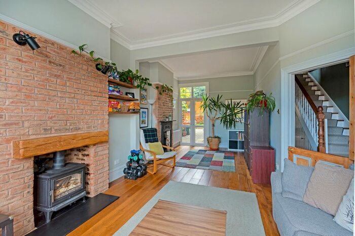 3 Bedroom End Of Terrace House To Rent In Fairdene Road, Coulsdon, CR5