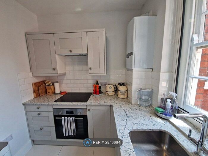 1 Bedroom Flat To Rent In Sandwich Street, London, WC1H