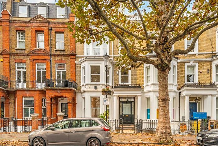 6 Bedroom Terraced House To Rent In Philbeach Gardens, Earls Court, SW5