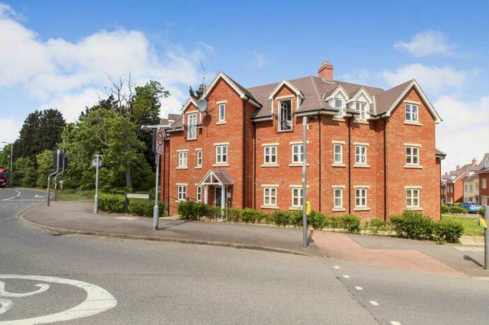 2 Bedroom Flat For Sale In Conder Boulevard, New Cardington, MK42