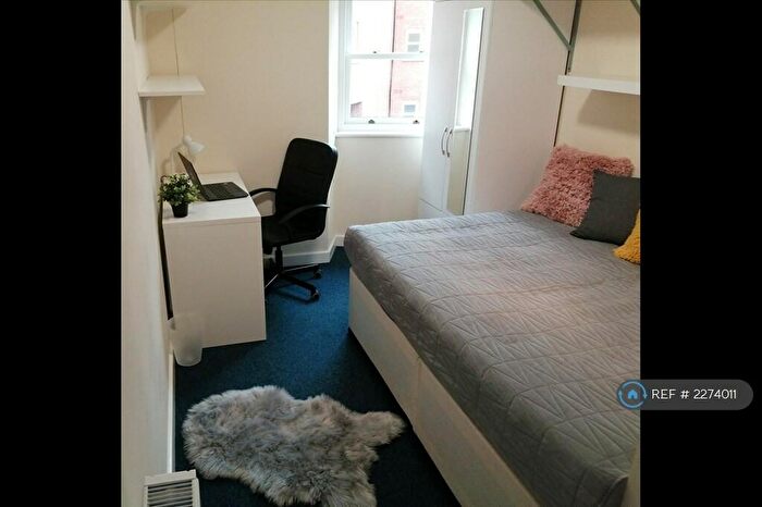 5 Bedroom Flat To Rent In Moss Yard, Leamington Spa, CV31