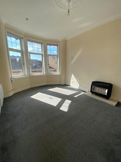 2 Bedroom Flat To Rent In West Blackhall Street, Central, Greenock, PA15
