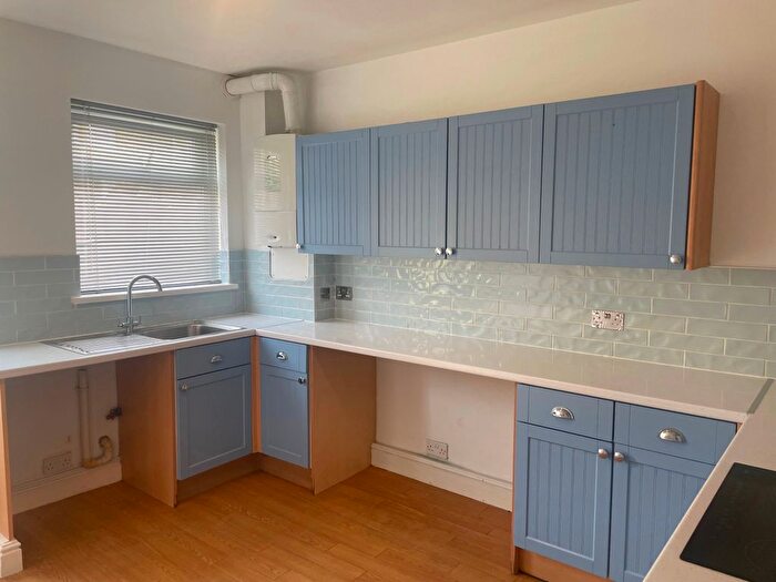 3 Bedroom Flat To Rent In The Promenade, Swansea, SA1