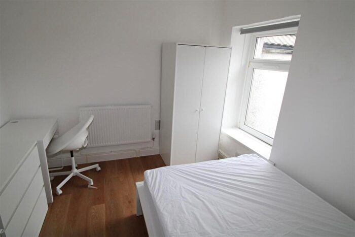House To Rent In Queen Street, Treforest, Pontypridd, CF37