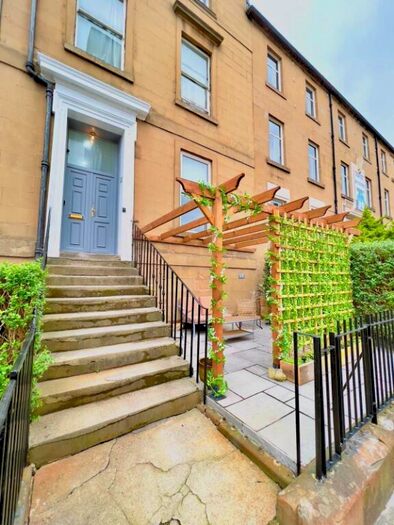 6 Bedroom Flat To Rent In Hmo Rose Street, City Centre, Glasgow, G3