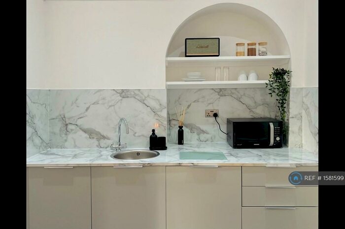 Studio To Rent In Park Road, Loughborough, LE11