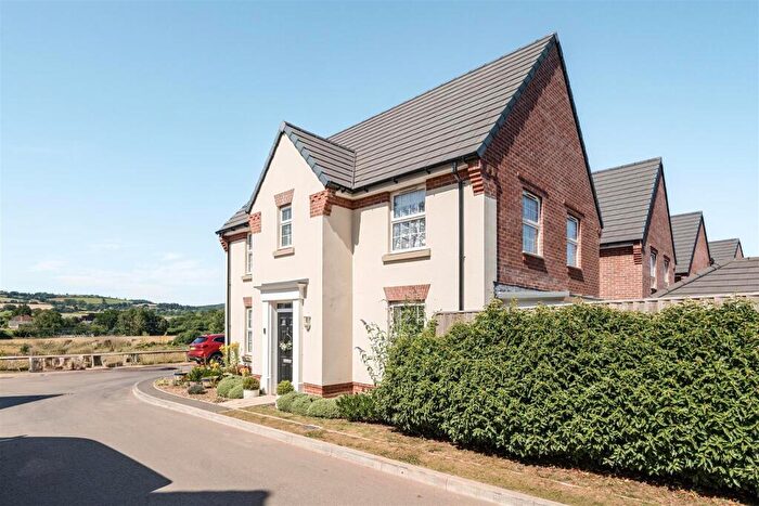 4 Bedroom Detached House For Sale In Hann Road, Tiverton, EX16