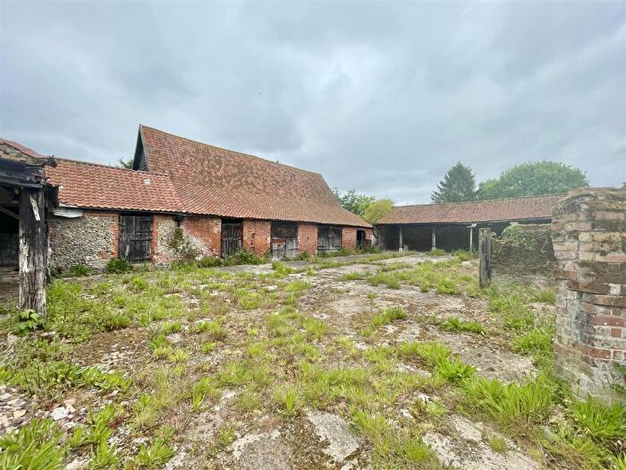4 Bedroom Detached House For Sale In Norwich Road, Hardingham, NR9