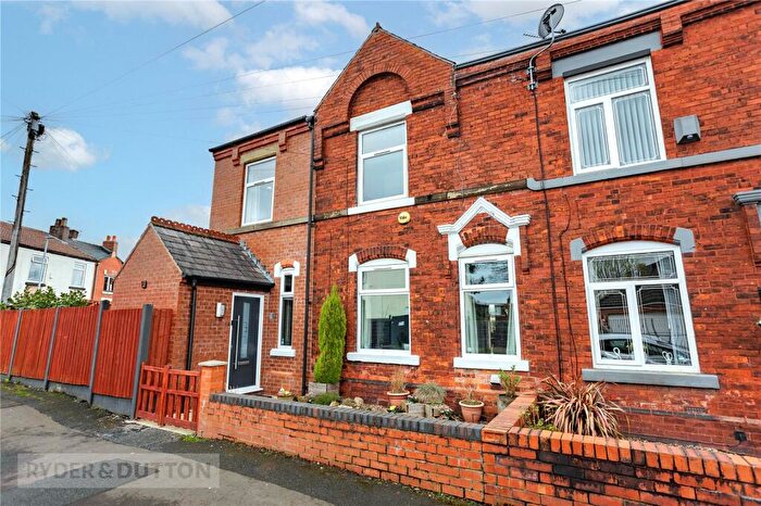 3 Bedroom End Of Terrace House For Sale In Taunton Road, Ashton-under-Lyne, Greater Manchester, OL7