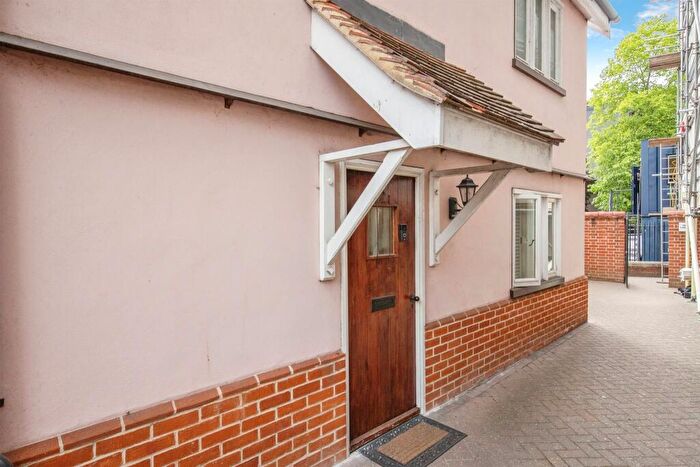 3 Bedroom Town House For Sale In St. Nicholas Court, Ipswich, IP1