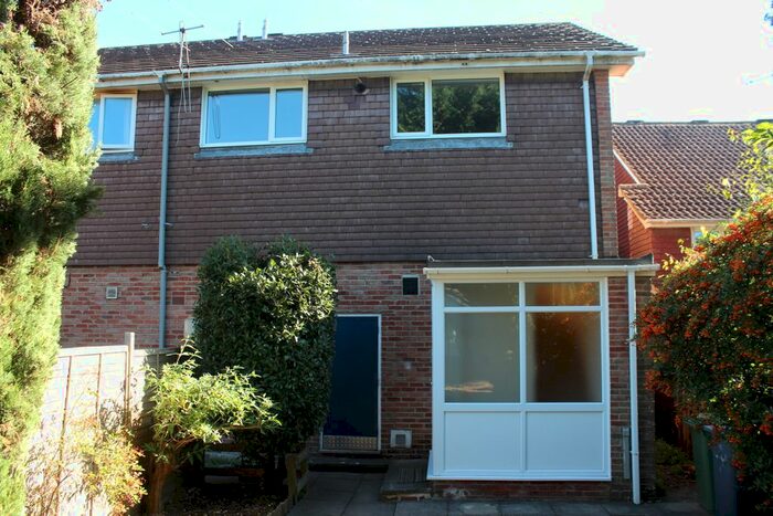 2 Bedroom Maisonette To Rent In Springvale Road, Kings Worthy, Winchester, SO23