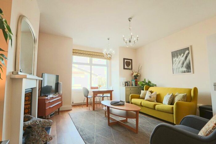 1 Bedroom Apartment To Rent In Stackpool Road, Bristol, Bristol, BS3