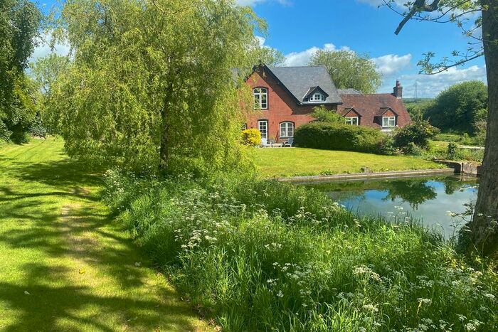 2 Bedroom Terraced House To Rent In East Meon, Petersfield, GU32