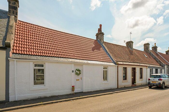 2 Bedroom Cottage For Sale In Keith Street, Kincardine, FK10