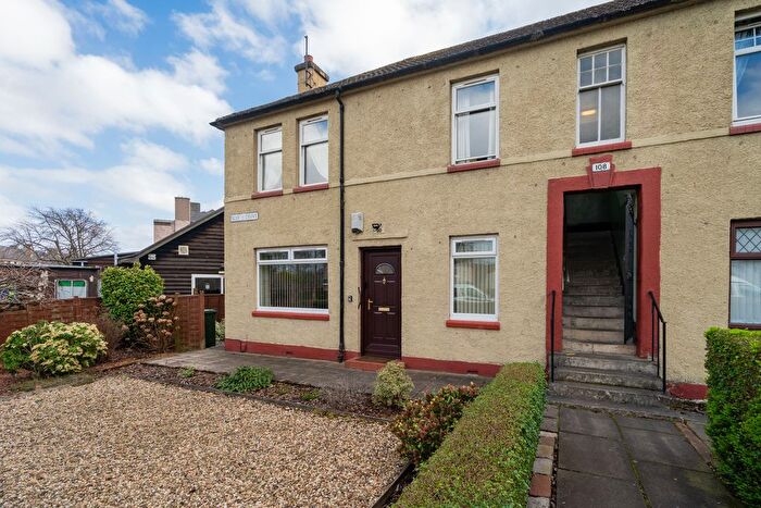 2 Bedroom Flat For Sale In Sleigh Drive, Edinburgh, EH7