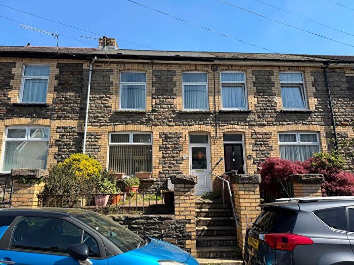 3 Bedroom Property For Sale In North Road, Cross Keys, NP11