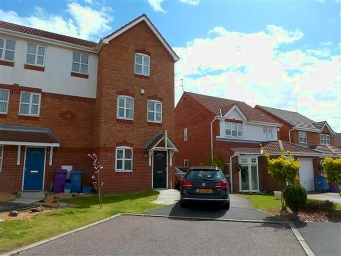 3 Bedroom Town House To Rent In Corinthian Avenue, Stoneycroft, Liverpool L13