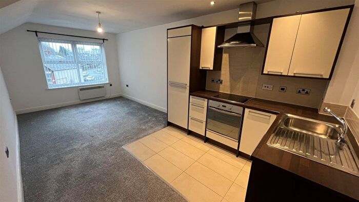 2 Bedroom Flat To Rent In Stitch Lane, Heaton Norris, SK4