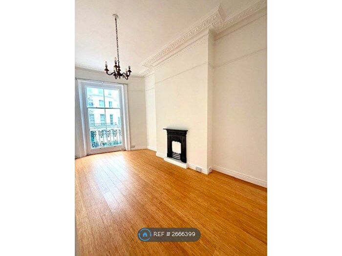 2 Bedroom Flat To Rent In Lansdowne Place, Hove, BN3