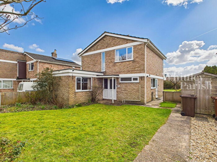 3 Bedroom Detached House For Sale In Walcot Rise, Diss, IP22