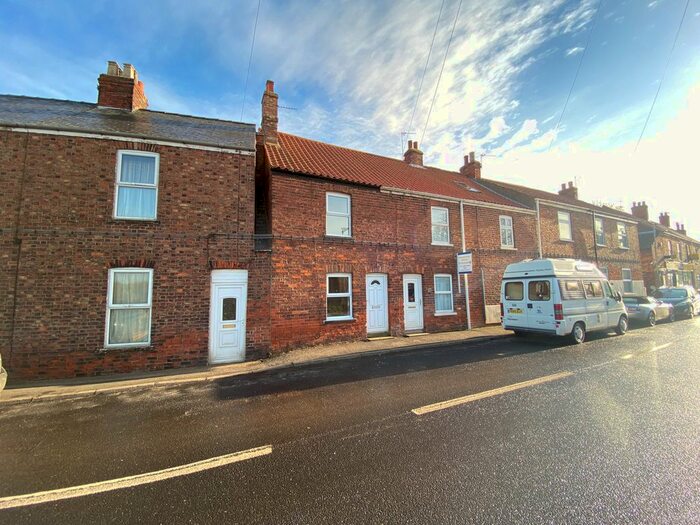 2 Bedroom Terraced House To Rent In Hornsea Road, Hull, HU11