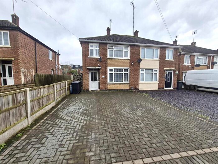 3 Bedroom Semi Detached House For Sale In Deans Way, Coventry, CV7