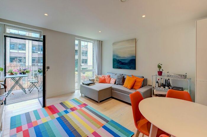 1 Bedroom Flat To Rent In Atrium Apartments, West Row, London, W10