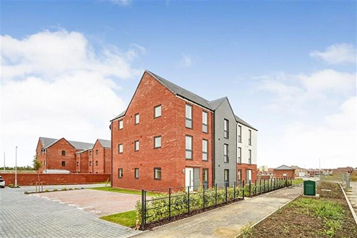 1 Bedroom Flat To Rent In Bedroom Property In Four Acre Drive, Houghton Conquest, MK45