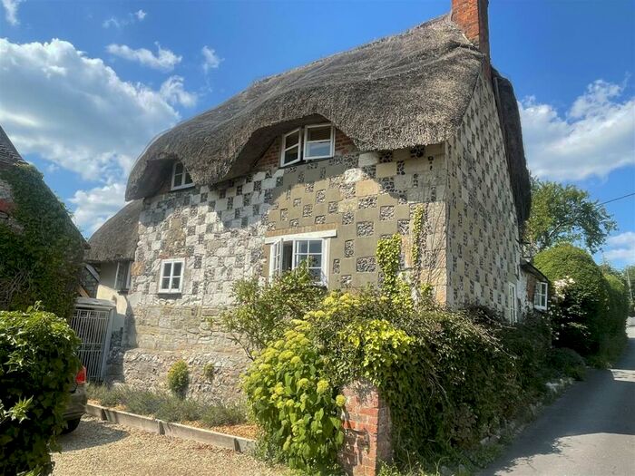 3 Bedroom Cottage For Sale In Berwick Lane, Steeple Langford, Salisbury, SP3