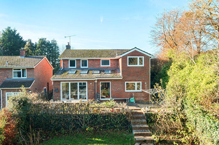 4 Bedroom Detached House For Sale In Manor Crescent, Haslemere, GU27