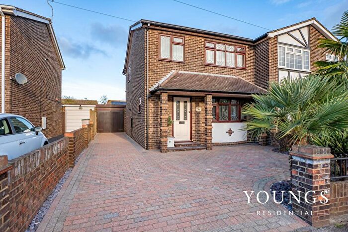 3 Bedroom Semi-Detached House For Sale In St. Marks Road, Canvey Island, SS8