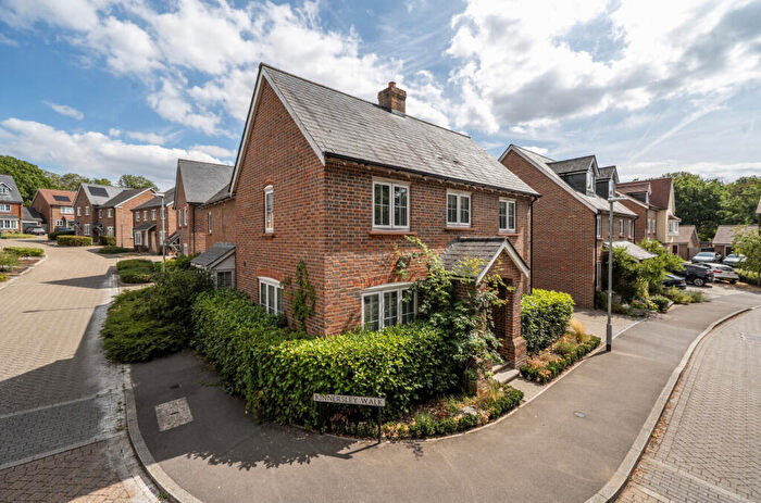 4 Bedroom Detached House For Sale In Buchanan Way, Binfield, Bracknell, Berkshire, RG42
