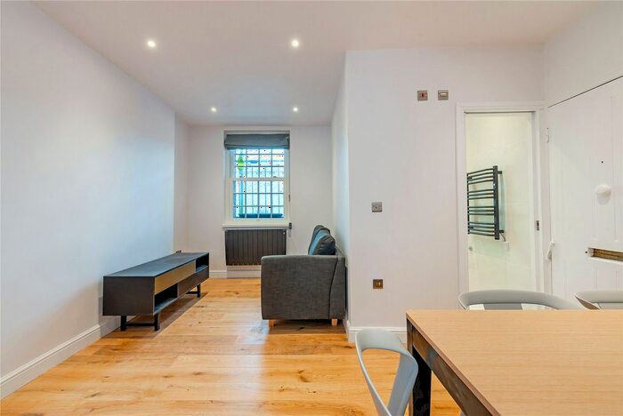 2 Bedroom Flat To Rent In Jessel House, - Judd Street, WC1H