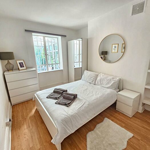 2 Bedroom Flat To Rent In Junction Road, London, N19