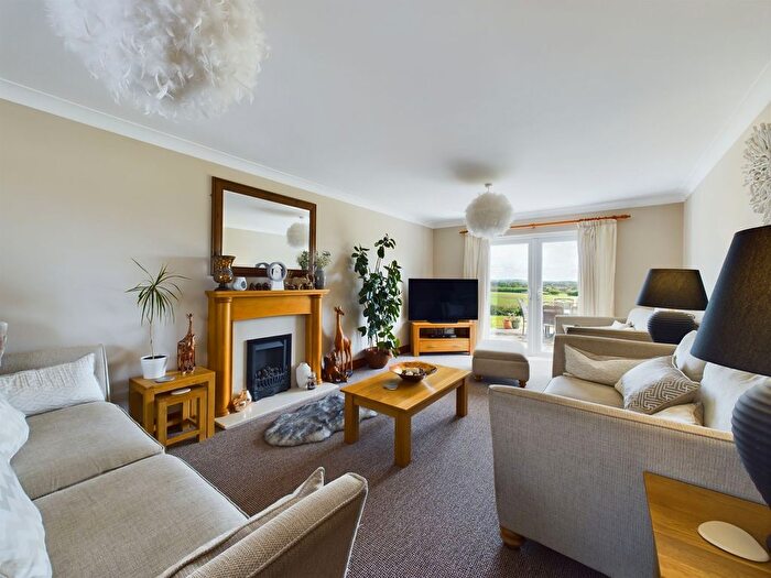 6 Bedroom Detached House For Sale In Catherine's Gate, Merlins Bridge, SA61
