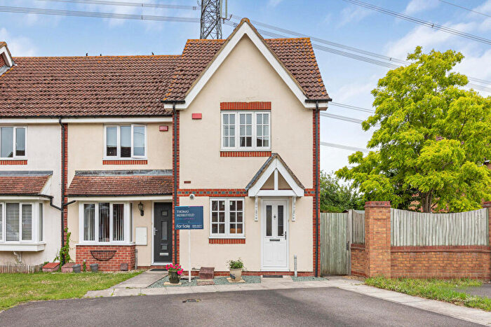 2 Bedroom End Of Terrace House For Sale In Ouse Close, Didcot, OX11