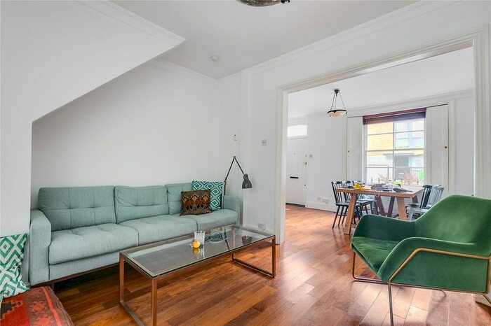 2 Bedroom Terraced House To Rent In Rector Street, Islington, N1