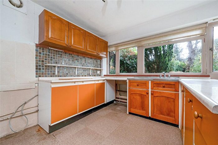 4 Bedroom Terraced House For Sale In Ashford Court, Elmsleigh Avenue, Stoneygate, Leicester, LE2