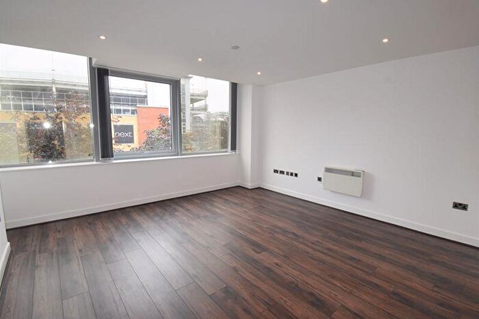 1 Bedroom Flat To Rent In St Floor, Churchill Place, Churchill Way, Basingstoke, RG21