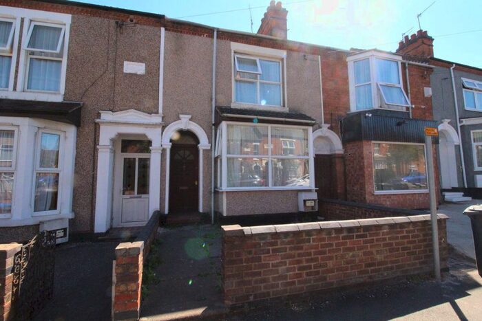 3 Bedroom Property To Rent In Murray Road, Rugby, CV21