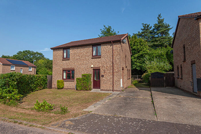 3 Bedroom Detached House For Sale In Hazel Close, Rendlesham, IP12