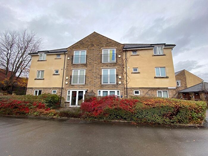 2 Bedroom Property To Rent In Station Square, Stanningley, Pudsey, LS28