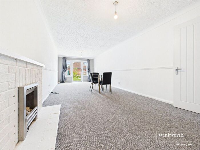 3 Bedroom Detached House For Sale In Church Road, Earley, Reading, Berkshire, RG6