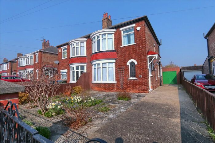 3 Bedroom Semi-Detached House To Rent In Croft Avenue, Middlesbrough, TS5