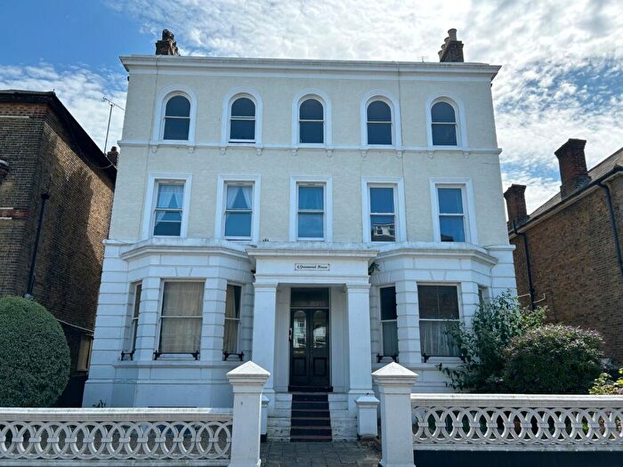 1 Bedroom Flat To Rent In Granville Road, Broadstairs, Kent, CT10