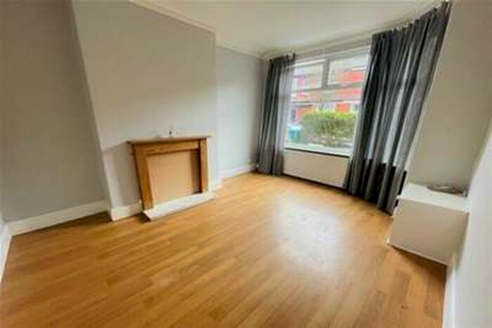 3 Bedroom Terraced House To Rent In Delamere Road, Levenschulme, M19